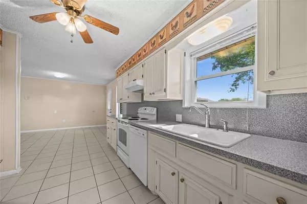 112 Pearl Street, Lindale, TX 75771