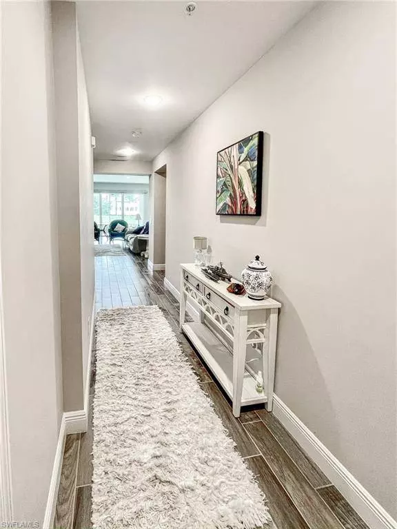 6972 Avalon CIR NW #1003, Naples, FL 34112