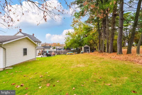 305 CHESTNUT ST, Bethlehem, PA 18017