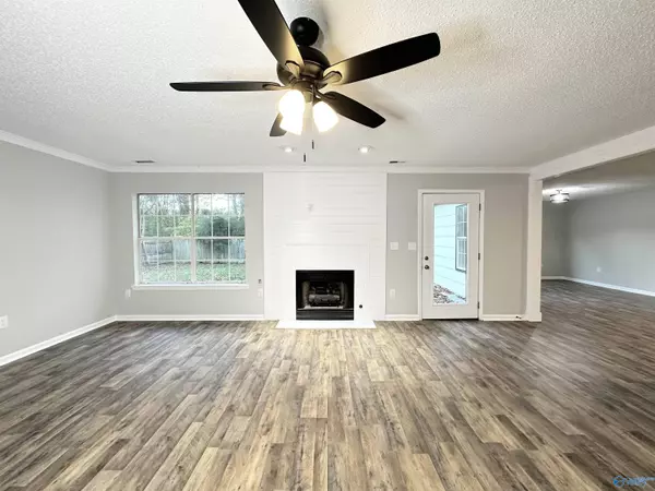 124 Champions Green Lane, Madison, AL 35758