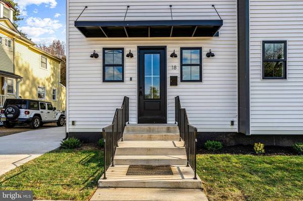 18 NEW ALBANY, Moorestown, NJ 08057