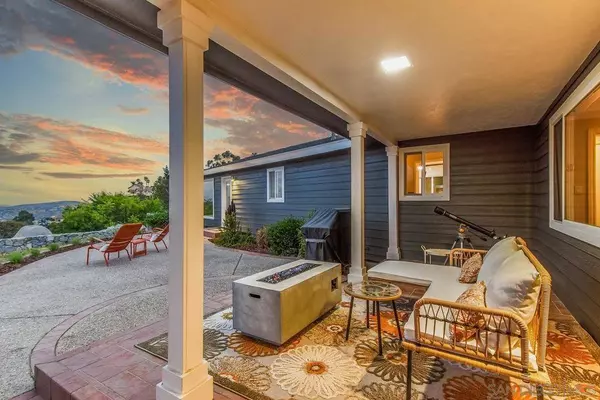 4900 Vista Arroyo, La Mesa, CA 91941