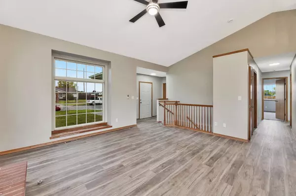 4802 S Custer St, Wichita, KS 67217