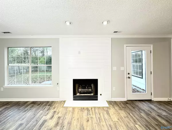 124 Champions Green Lane, Madison, AL 35758