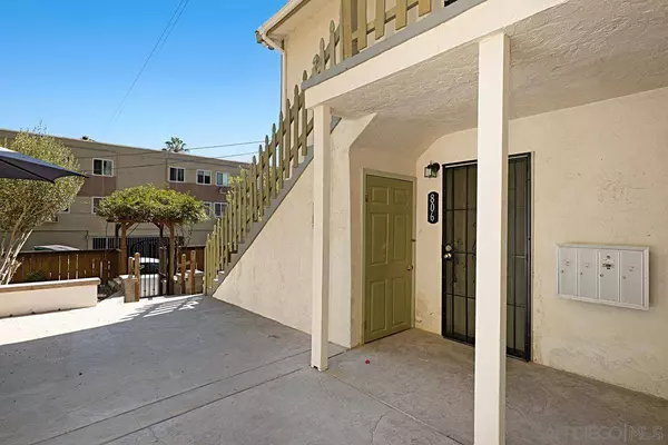 806-812 W W Brookes Ave, San Diego, CA 92103