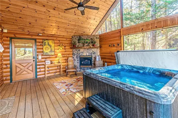 70 Burke Mountain VW, Morganton, GA 30560