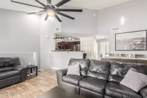 1920 E BELL Road #1026, Phoenix, AZ 85022