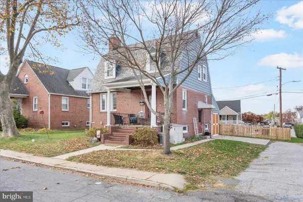 8004 MANOR RD, Parkville, MD 21234