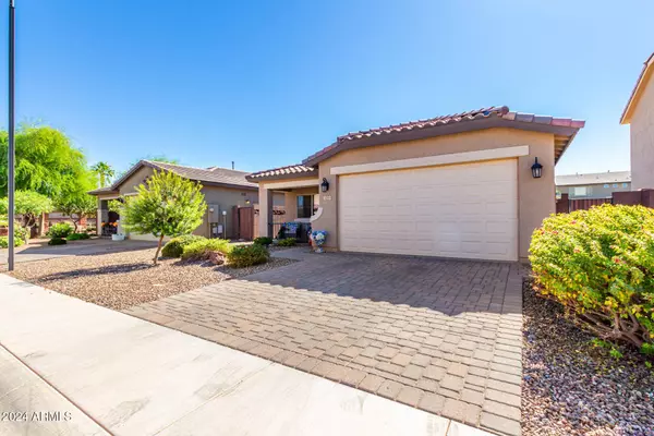 1289 W SPINE TREE Avenue, Queen Creek, AZ 85140