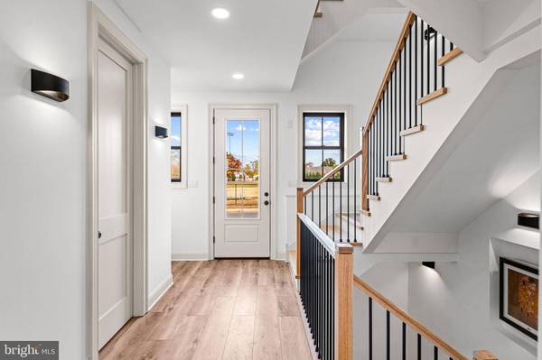 18 NEW ALBANY, Moorestown, NJ 08057