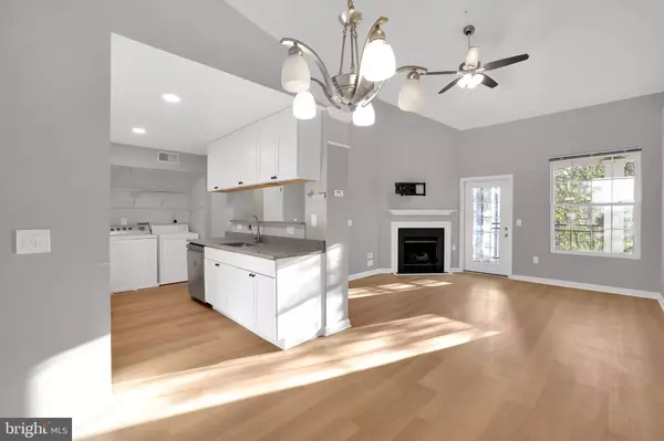 46608 DRYSDALE TER #300, Sterling, VA 20165