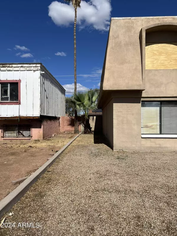 3940 W PALO VERDE Drive, Phoenix, AZ 85019