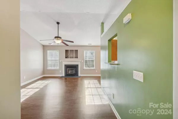 4052 Shasta CIR, Clover, SC 29710