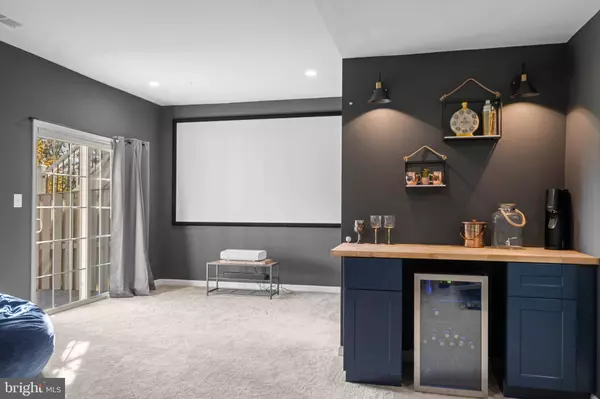 25061 CAMBRIDGE HILL TER, Chantilly, VA 20152