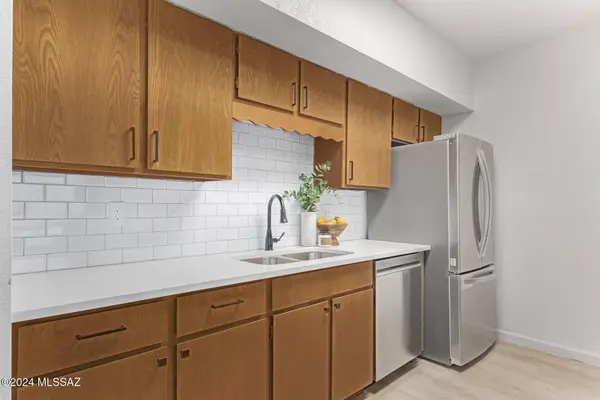 2840 S Calle Mancha, Green Valley, AZ 85622