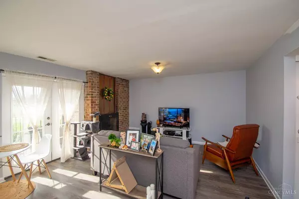 17 Stillmeadow Dr #17G, Pierce Twp, OH 45245