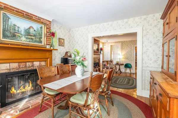 349 Spring Street, Galena, IL 61036