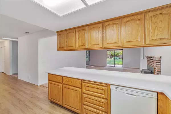 4911 Arbardee DR, Fair Oaks, CA 95628