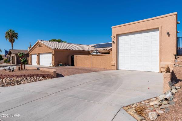 2625 Tradewind Dr, Lake Havasu City, AZ 86403