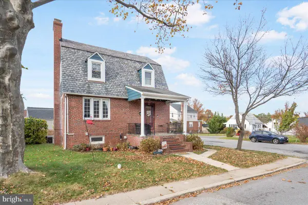 8004 MANOR RD, Parkville, MD 21234