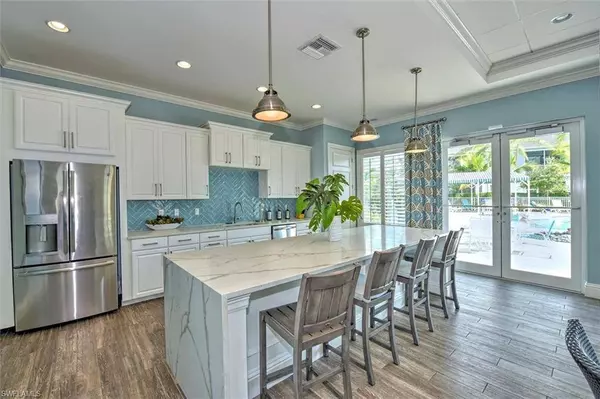 6972 Avalon CIR NW #1003, Naples, FL 34112