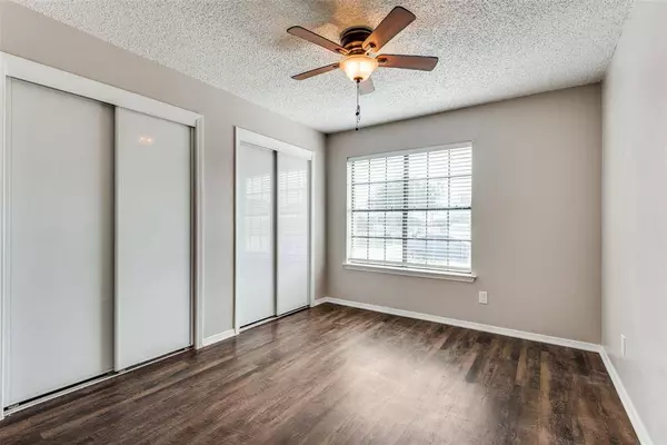 1703 Dynasty Drive, Glenn Heights, TX 75154