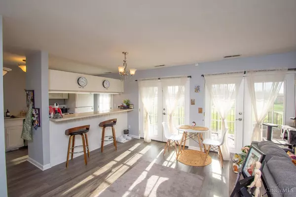 17 Stillmeadow Dr #17G, Pierce Twp, OH 45245