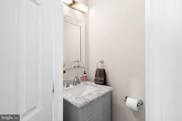 6425 CHEW AVE, Philadelphia, PA 19119