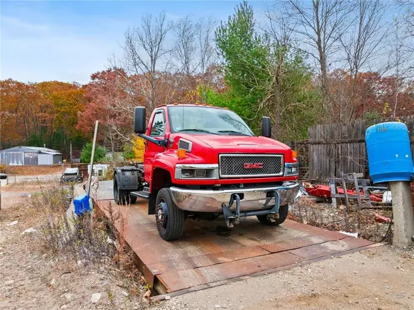 152 Lincoln ST, Millville, MA 01529