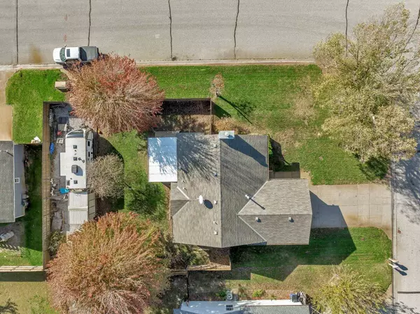 1273 E South Brooke St, Haysville, KS 67060