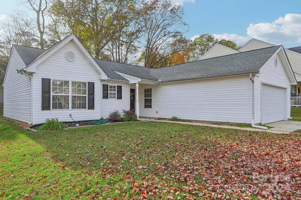 4052 Shasta CIR, Clover, SC 29710