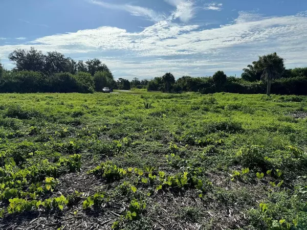 7610 RUBIN CT, Port Charlotte, FL 33981