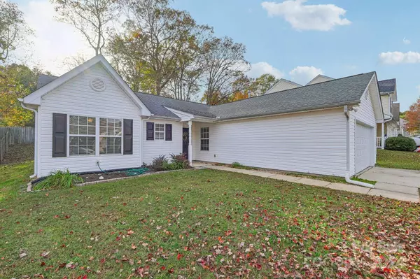 4052 Shasta CIR, Clover, SC 29710