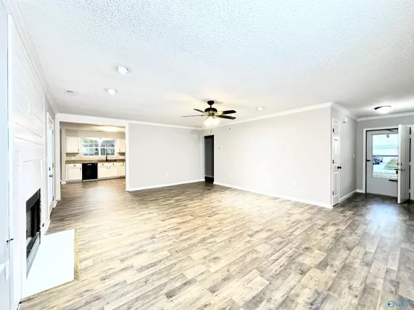 124 Champions Green Lane, Madison, AL 35758