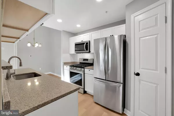 46608 DRYSDALE TER #300, Sterling, VA 20165