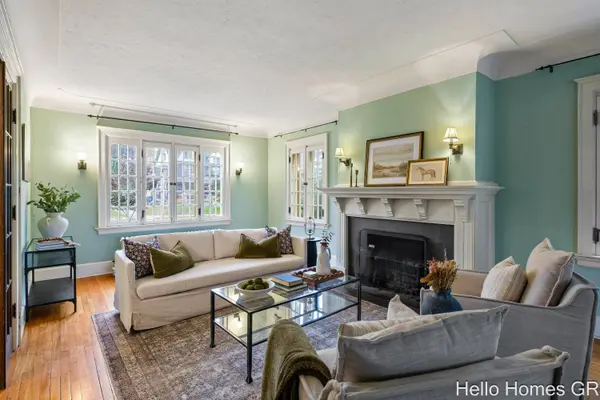 563 Union SE Avenue, Grand Rapids, MI 49503