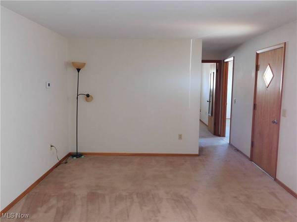 67700 Graham RD, St. Clairsville, OH 43950