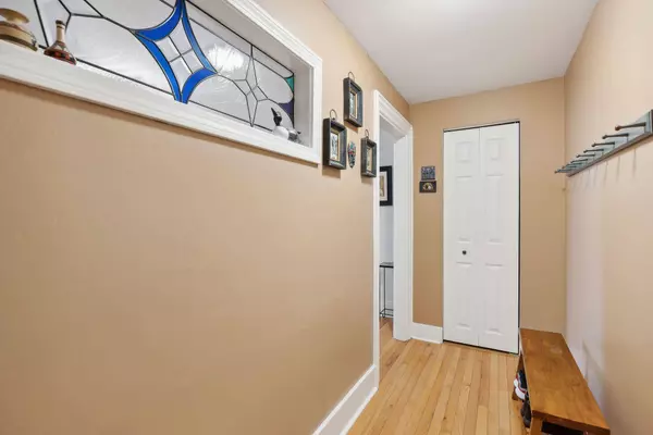 107 Emery ST #6, Portland, ME 04102