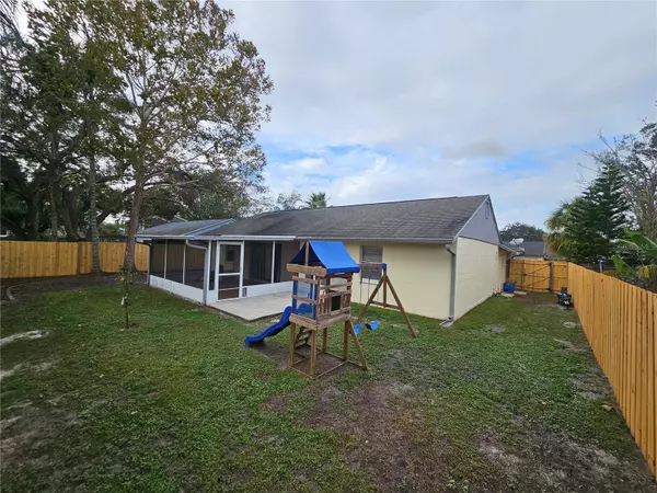 17626 WHISTLING LN, Lutz, FL 33549