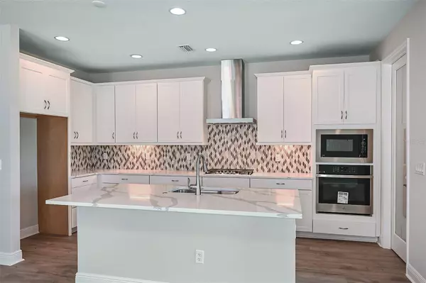 3928 FARM GARDEN CT, Lakewood Ranch, FL 34211