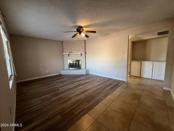 849 S SANTA BARBARA --, Mesa, AZ 85202