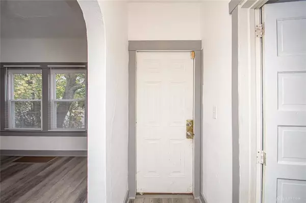 124 S Shaffer Street, Springfield, OH 45506