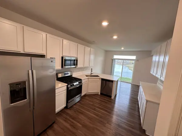 15016 W Quincy Circle, Manhattan, IL 60442