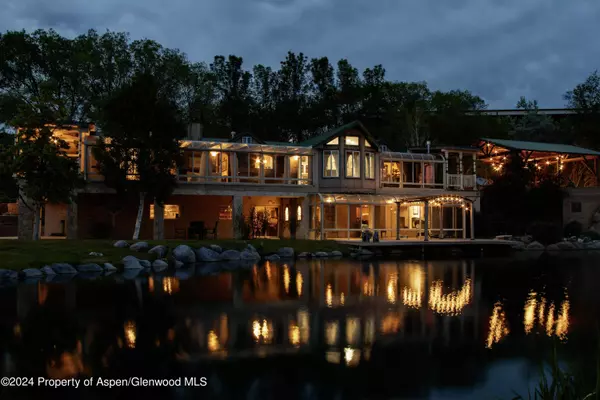 8700 Co Rd 300, Parachute, CO 81635