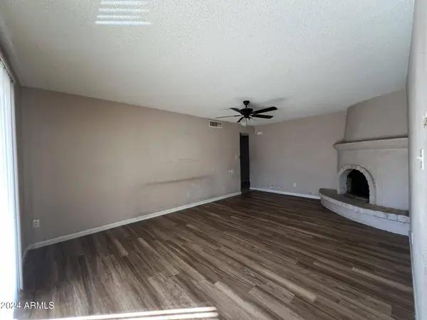 849 S SANTA BARBARA --, Mesa, AZ 85202