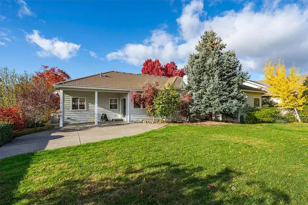 747 Eastridge DR, Medford, OR 97504