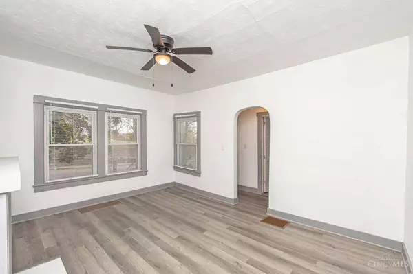 124 S Shaffer St, Springfield, OH 45506