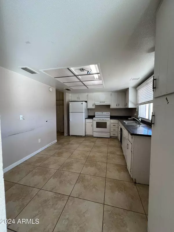 849 S SANTA BARBARA --, Mesa, AZ 85202