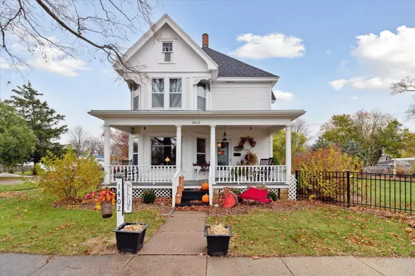 1402 E 2nd Avenue, Brodhead, WI 53520