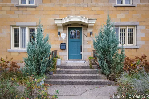 563 Union SE Avenue, Grand Rapids, MI 49503